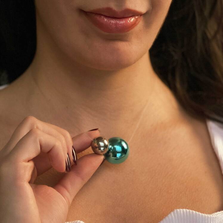 گردنبند مهره‌ای گوی آبی و نقره ای براق | دست‌ساز | مناسب استایل هنری و خاص | خانه دلشاد