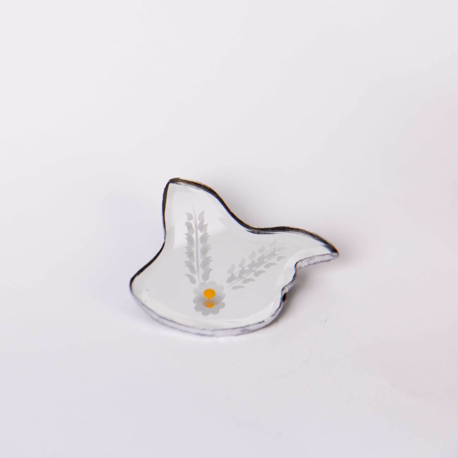  سنجاق سینه اینه ای | سنجاق سینه خاص | سنجاق سینه مدرن | سنجاق سینه شیک | سنجاق سینه متفاوت 